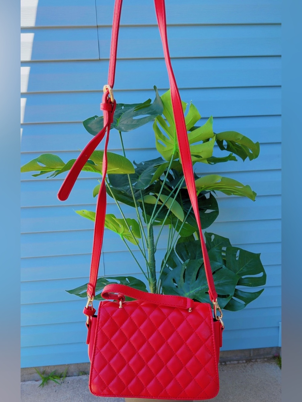 Quilted Red Crossbody Shoulder Bag - Unbranded - Picture 4 of 4